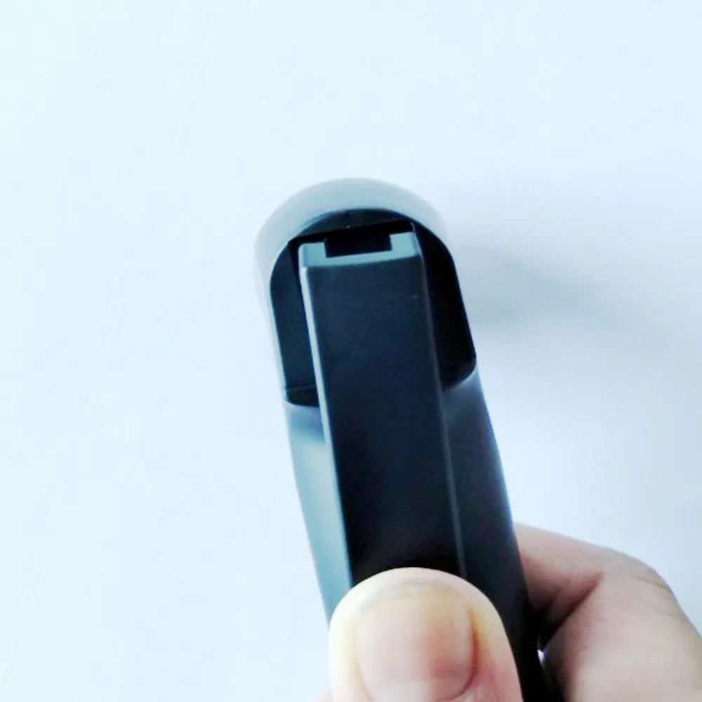 Bathroom cleaning nozzle 