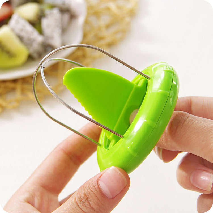 Mini Fruit Kiwi Cutter Peeler Slicer Kitchen Bar Supplies Gadgets Tools For Pitaya Vegetable Fruit Tools Shredders Slicers 