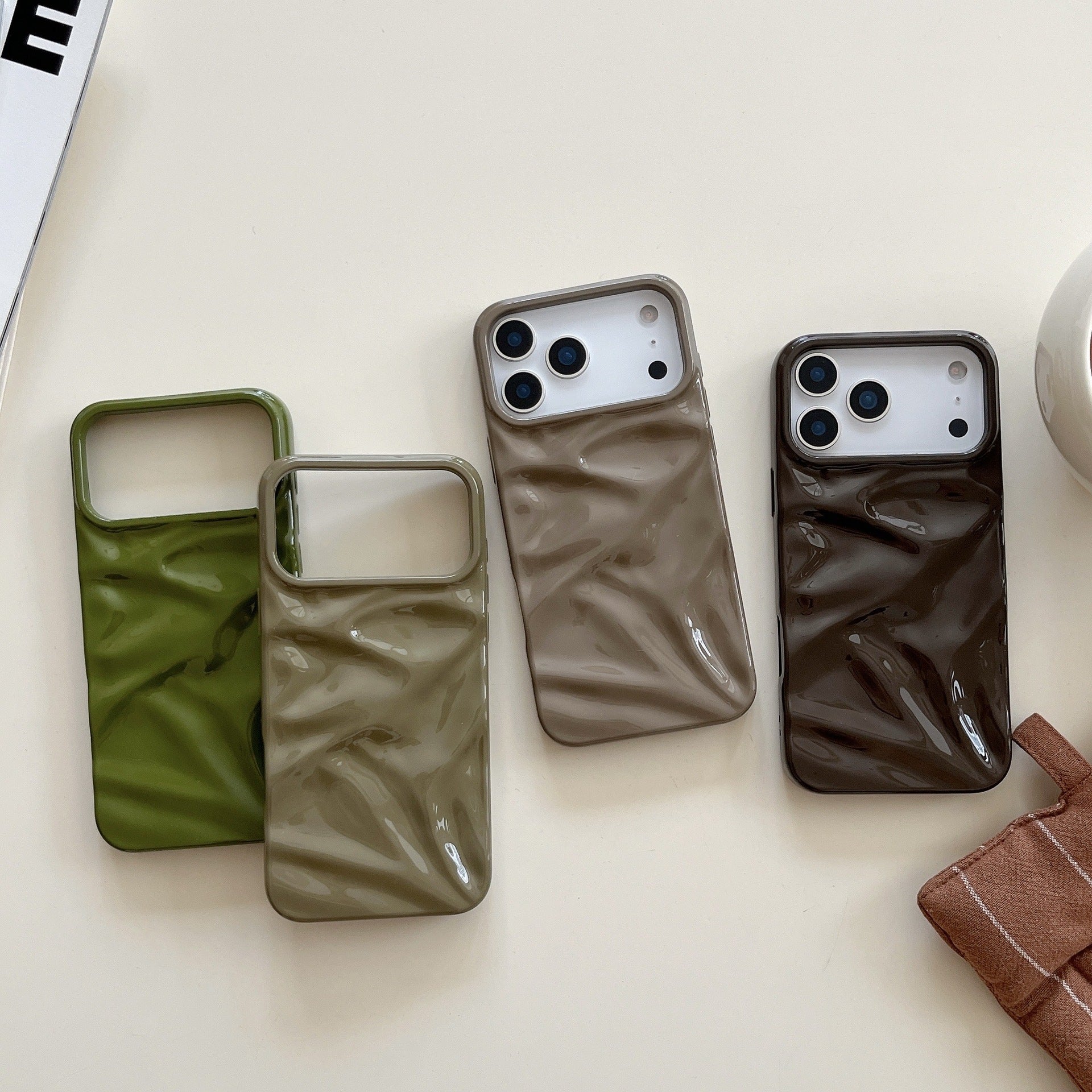 Three-dimensional Pleated Pattern Autumn And Winter Color Phone Case 