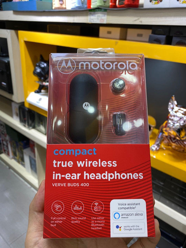 Wireless in-ear headphones 