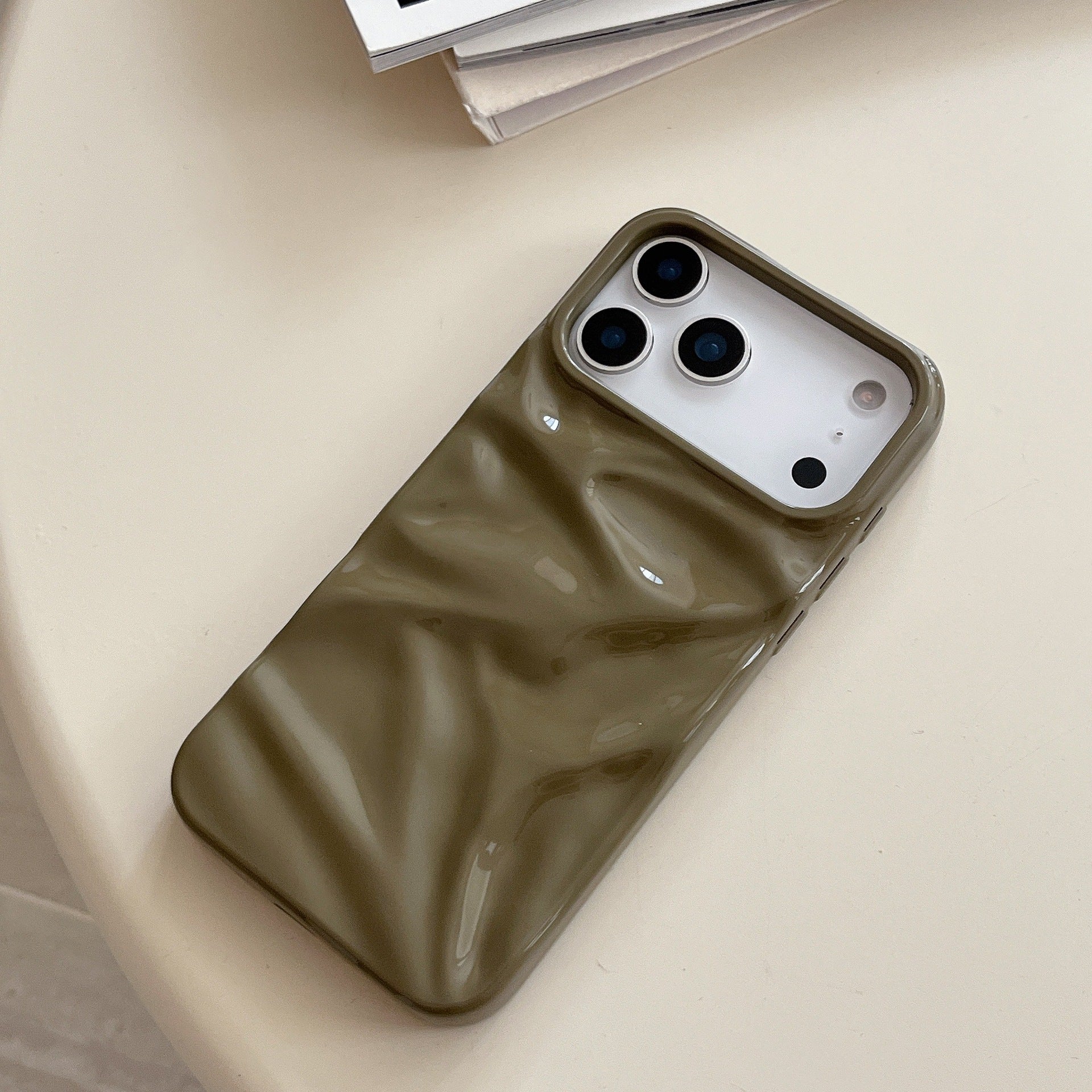 Three-dimensional Pleated Pattern Autumn And Winter Color Phone Case 