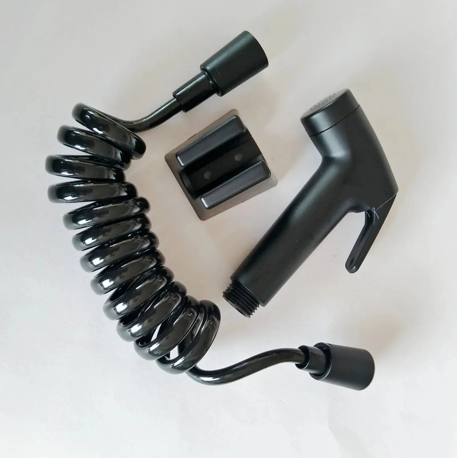 high-pressure spray nozzle | stainless steel shower head | adjustable water pressure | energy saving